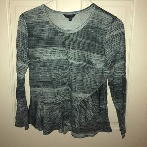 Never worn blue top with pretty pattern